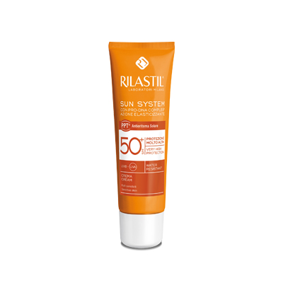 RILASTIL sun system crema solare viso SPF50+ 50 ml.